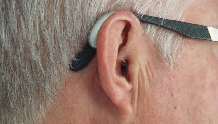 Link to redirect to search for hearing aids resources